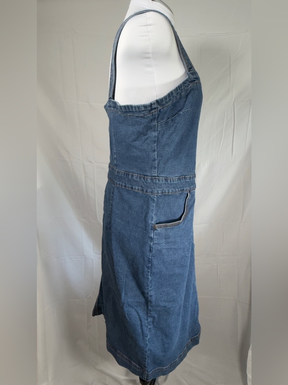 Jordache Vintage Denim Button-Front Midi Dress - Picture 4 of 13